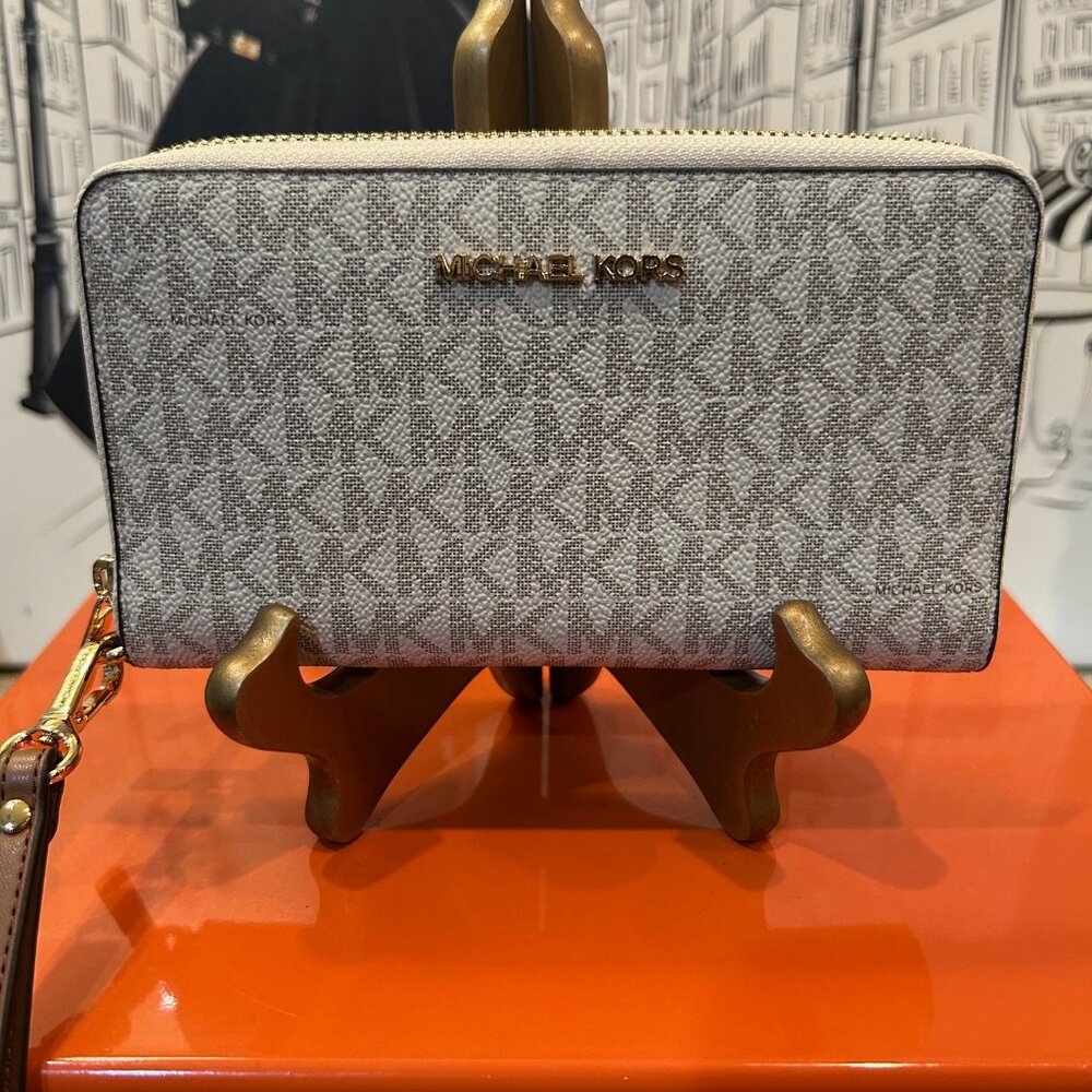 Michael Kors Jet Set Large Flat Multifunction Canvas & Leather Phone Case